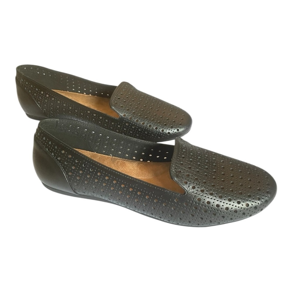 SoftWalk Black Loafers size 9.5M- NWOT